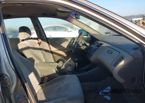 2001 Honda Accord 2.3 Lx из США, поврежденный, VIN 1HGCG65561A049927